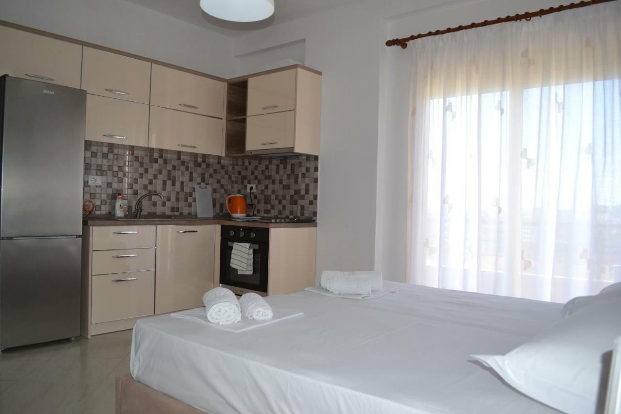 Seaview Bay Studio & Private Garage Vlorë Εξωτερικό φωτογραφία